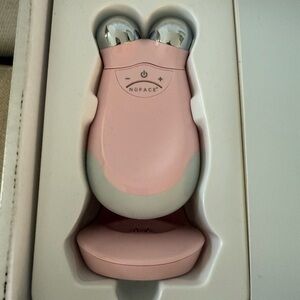 NuFACE Trinity Pro Facial Toning Device